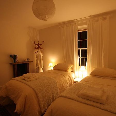 Bed and Breakfast Moon In The Apple Tree Glastonbury Pokoj fotografie